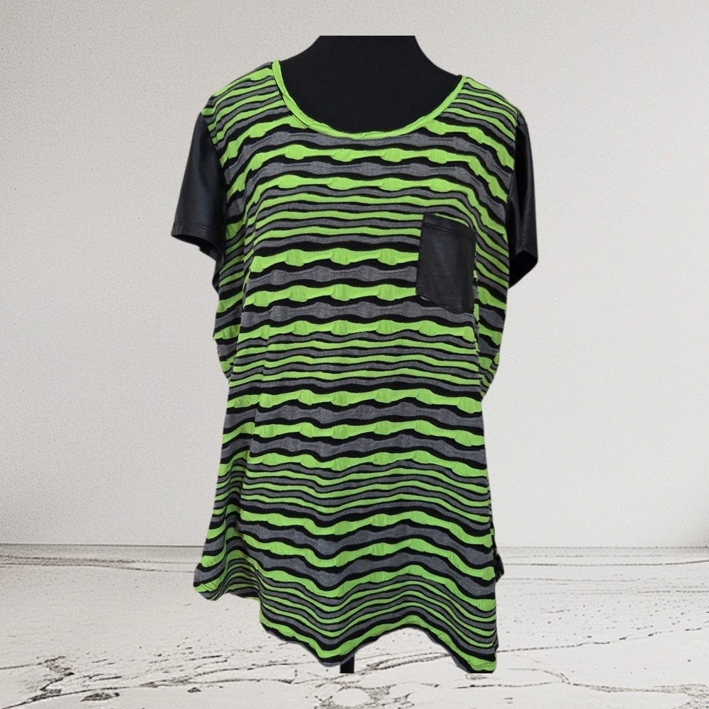 ⭐️Bianca Nygard Green and Black Striped Short Sleeve Top With Faux Leather XL